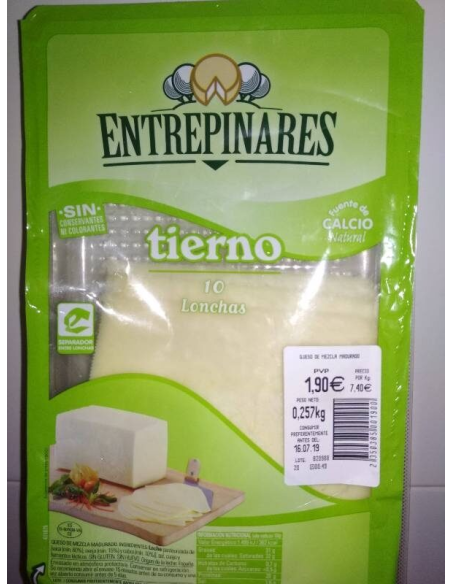 Queso tierno en lonchas: sabor suave y textura perfecta